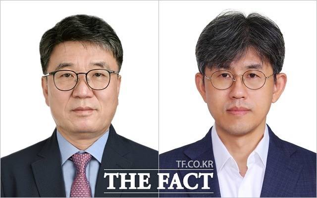 문재인 대통령이 30일 보건복지부 제2차관에 류근혁 대통령비서실 사회정책비서관(왼쪽)을, 공석이 된 사회정책비서관에는 여준성 복지부 장관정책보좌관을 내정했다. /청와대 제공