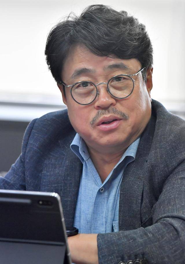 권순원(54) 숙명여대 경영학부 교수. 서울대 사회학과. 미국 코넬대 경영학 박사. 현 최저임금위원회 공익위원 (분과 위원장)