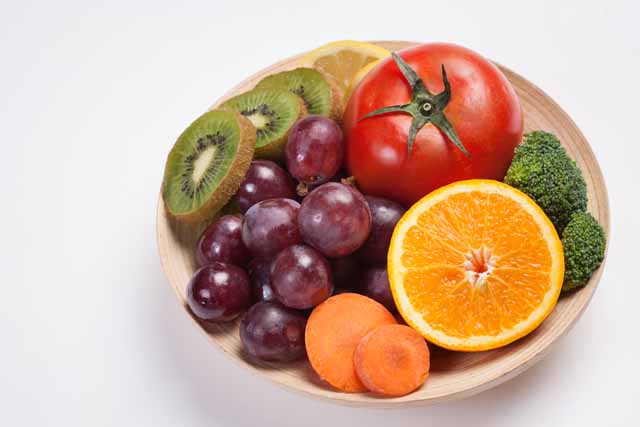 과일과 채소를 많이 먹는 아이들이 먹지 않는 아이들보다 정신 건강이 좋다는 연구 결과가 나왔다./사진=클립아트코리아