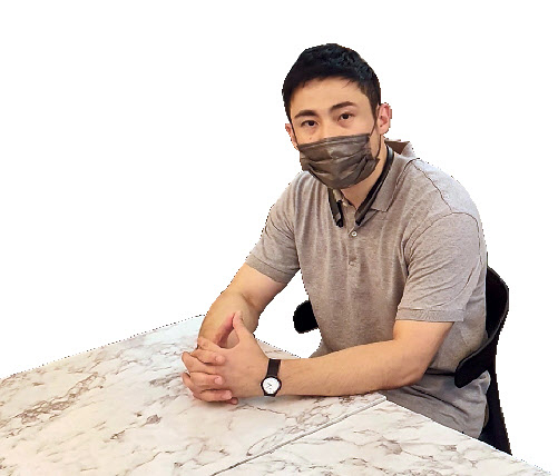 서울 강남구에서 한식로봇주방 ‘봇밥’을 오픈한 김용(34) 대표가 헤럴드경제와 인터뷰를 진행하고 있다. 신주희 기자