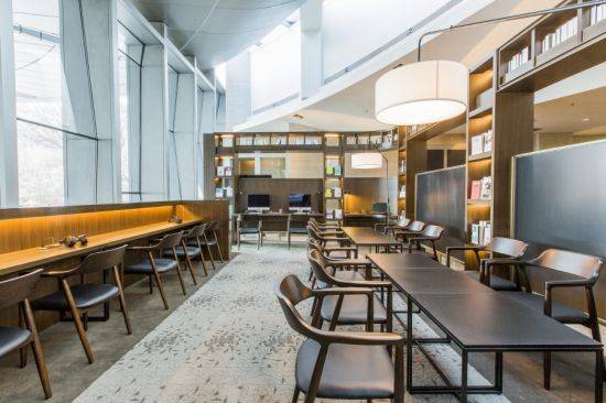 그랜드 워커힐 서울, '워커힐 라이브러리'.