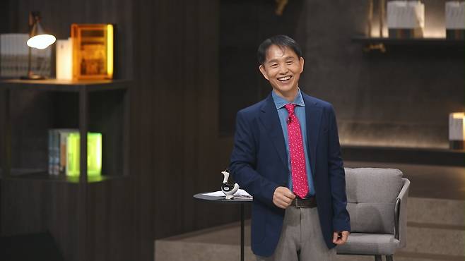 ‘차이나는 클라스’ 이광형 카이스트 총장이 출연한다.사진=JTBC 제공