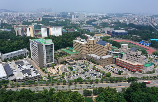 [청주=뉴시스] 충북대학교병원 전경. (사진=충북대학교병원 제공)  *재판매 및 DB 금지