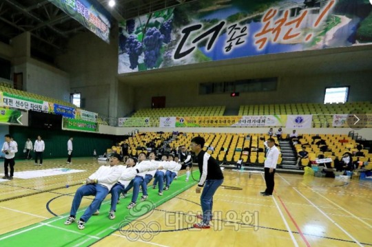 생활체육대축전이 코로나19 확산 여파로 2년  연속 취소됐다. 사진은 2019년 생활체육축전 줄다리기 모습[사진 대한체육회]