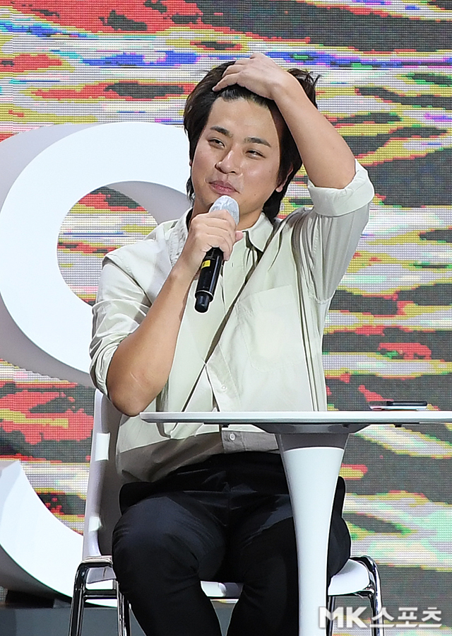 The 26th Busan International Film Festival (BIFF) film Hell Open Talk was held at the Busan Haeundae-gu Film Hall on the afternoon of the 8th.Actor Park Jung-min attends the open talk