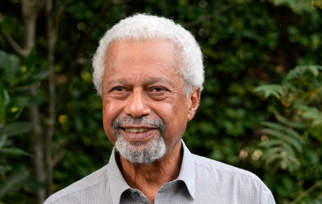 노벨 문학상을 받은 압둘라자크 구르나가.