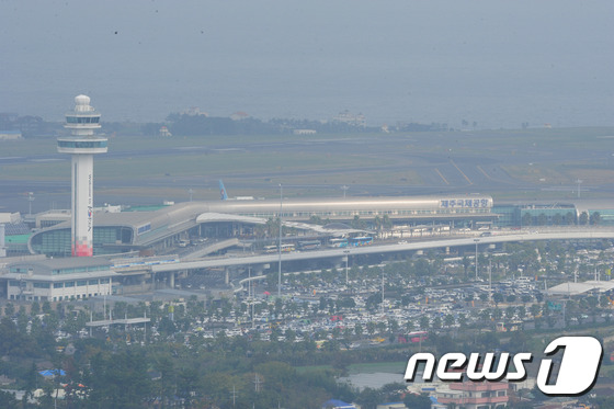 제주시 제주국제공항 전경.2015.11.10/뉴스1 © News1