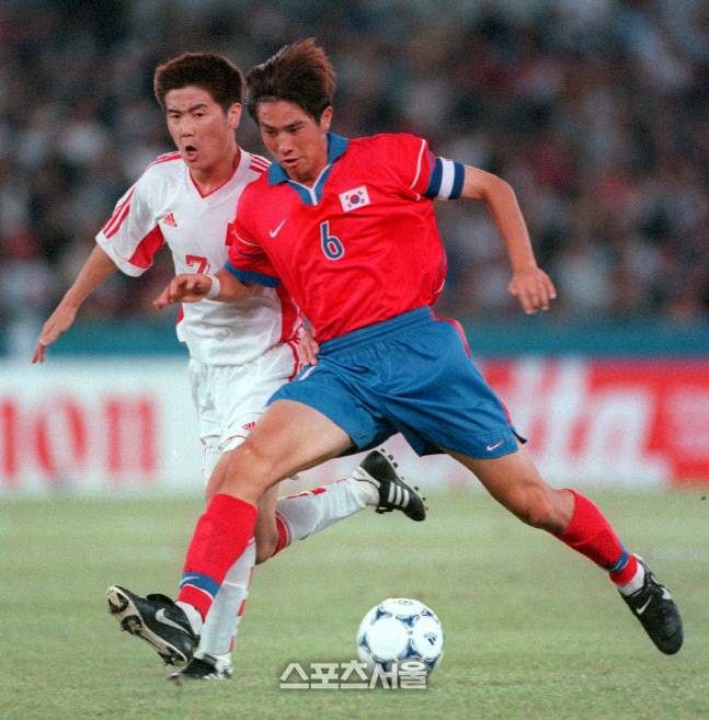 1999년 올림픽대표팀 주장 시절의 김도균 감독.스포츠서울 DB