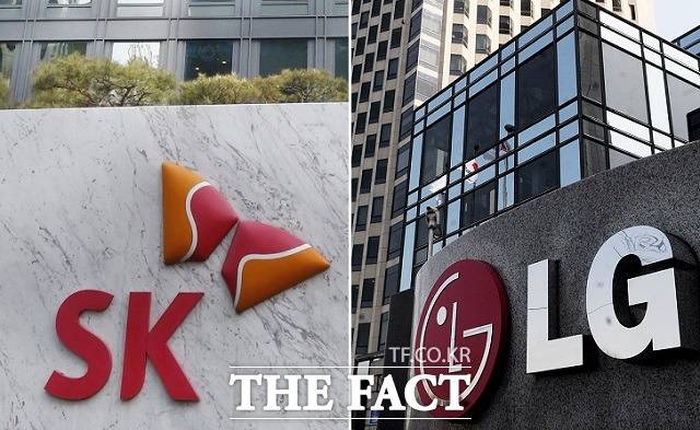 SK이노베이션(SK온)과 LG에너지솔루션은 다시 부진한 3분기 실적을 기록할 것으로 예상된다. /더팩트 DB