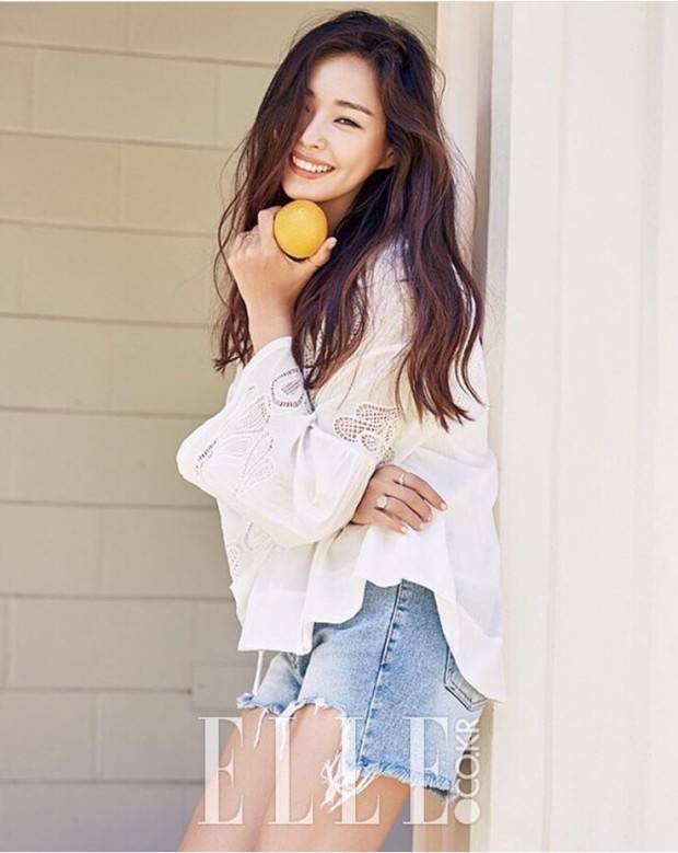 〈엘르〉 화보 속 이하늬의 다채로운 모습. Photo 맹민화