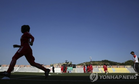 아프가니스탄 여자 선수들
[AP=연합뉴스 자료사진]