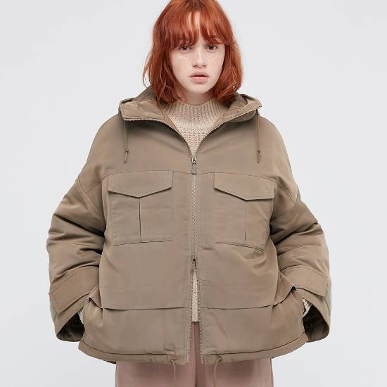 유니클로X화이트마운티니어링 여성용 하이브리드 다운 오버사이즈 파카