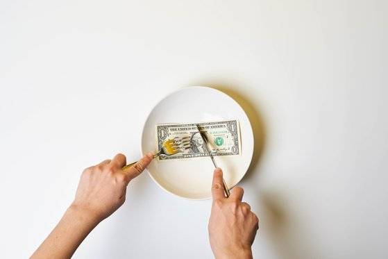 직장인들은 자신의 급여에 대한 연금 전반의 이해력을 높여 자산운용을 개선하는 과정을 통해 연금 제도에 대한 만족도를 높이는 길을 찾아야 한다. [사진 flickr]