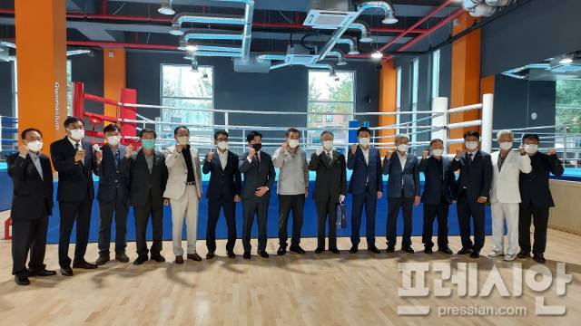 ▲보령복싱전용체육관은 국제규격링 1개소와 연습링 1개소, 이동이 가능하고 다양한 타격을 할 수 있는 최신형 샌드백 시설을 구비한 훈련장과 샤워실, 화장실 등을 갖췄다 ⓒ프레시안(이상원)