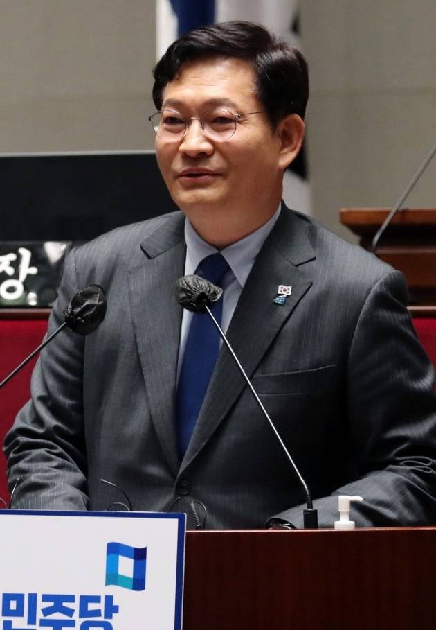 더불어민주당 송영길 대표가 15일 국회에서 열린 의원총회에서 발언하고 있다. 국회사진기자단