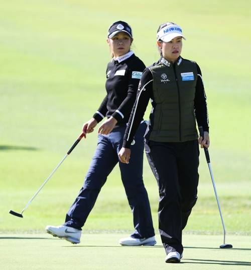 2021년 한국여자프로골프(KLPGA) 투어 동부건설-한국토지신탁 챔피언십에 출전한 이소영, 박민지 프로. 사진제공=KLPGA