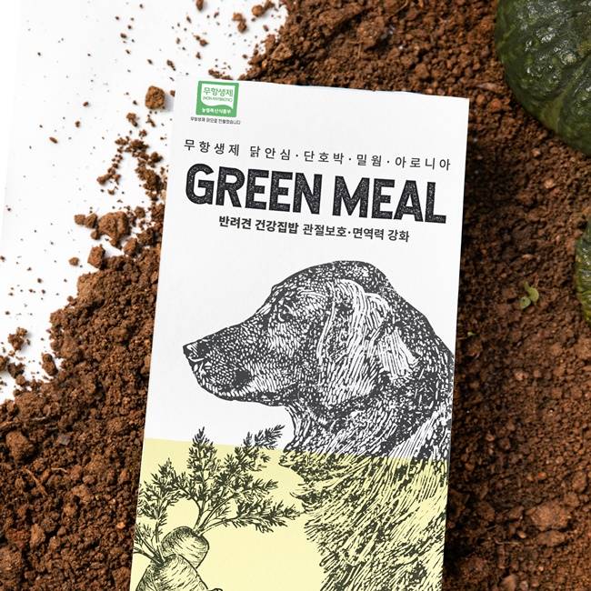 사진설명 : 메이에르가 출시한 그린밀 치킨포독 (사진제공 : 메이에르)