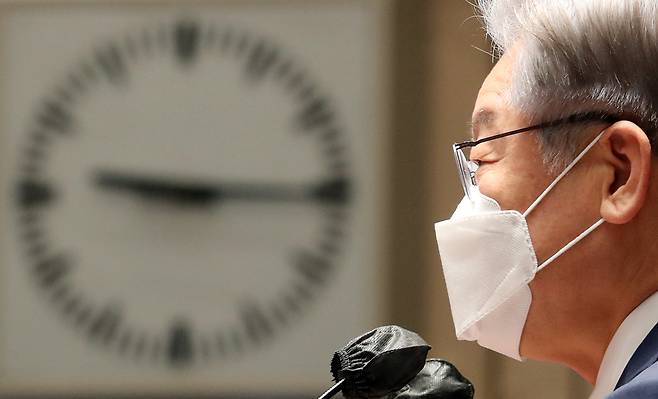 이재명 대선 후보가 15일 오전 서울 국회에서 열린 더불어민주당 의원총회에 참석해 발언하고 있다. [연합]