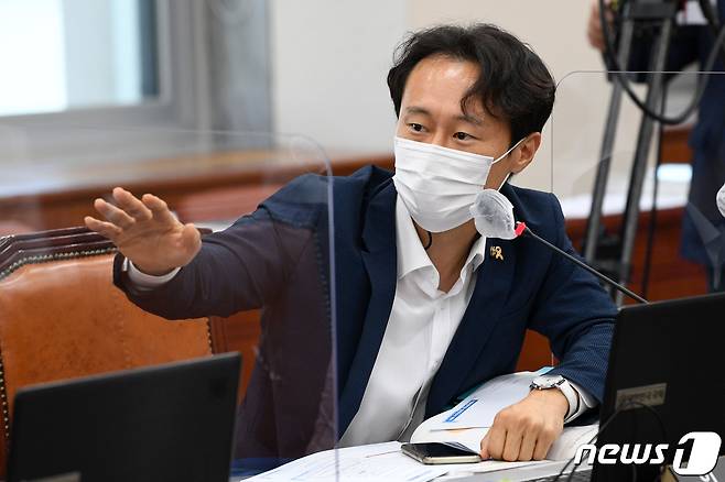 이탄희 더불어민주당 의원. 2021.10.1/뉴스1 © News1 구윤성 기자