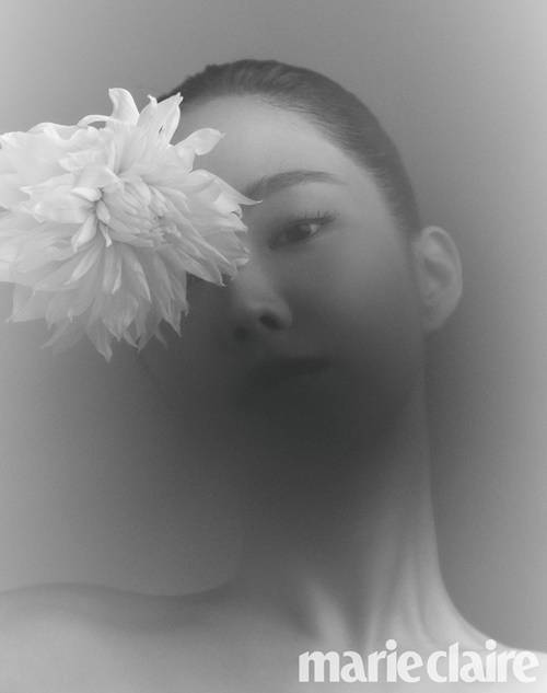 손나은 화보 사진=마리끌레르