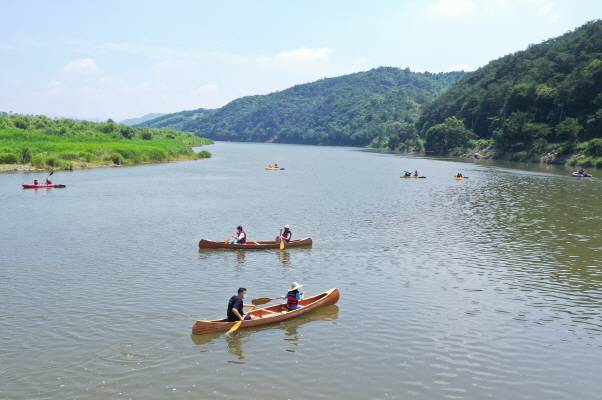 ▲순창군이 섬진강변 카누 카약 무료체험을 운영하고 있다.ⓒ순창군