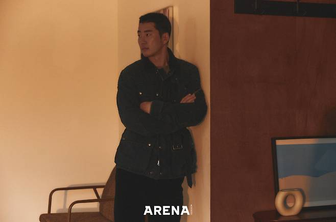 아레나 옴므 플러스 제공