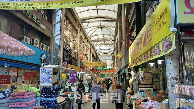 20일 오전 한산한 대구 서문시장. (사진=권오석 기자)
