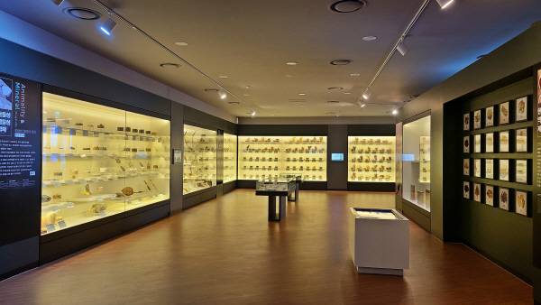 서울약령시 내 한방복합문화시설 '서울한방진흥센터' 2층 전시관 모습. [이상현 기자]