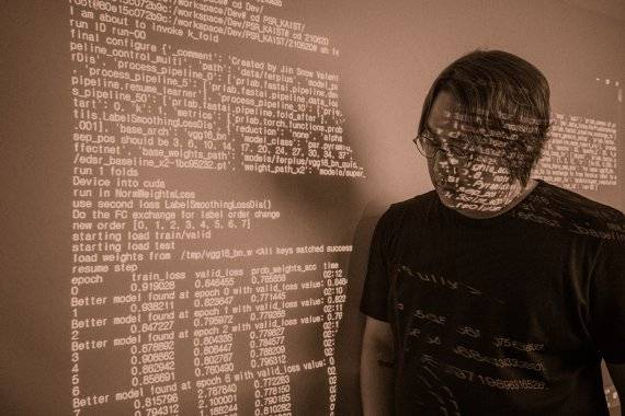 제1회 벤처기업 사진영상 공모전에서 최우수상을 차지한 박외진 씨의 '인공지능과나' 작품. 벤처기업협회 제공.