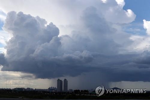 구름낀 하늘 [연합뉴스 자료사진]