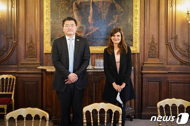 최종건 외교부 1차관과 알리스 뤼포 프랑스 외교부수석© 외교부 제공
