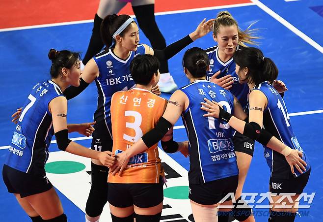 레베카 라셈 '지난 경기 아쉬웠던 모습을 완벽히 털어내는 순간'