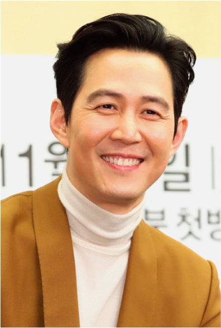 2009년 ‘에어시티’ 이후 10년 만에 브라운관으로 돌아온 이정재가 선택한 드라마는 JTBC ‘보좌관’. 야망을 품고 세상을 바꾸기 위해 질주하는 국회의원 장태준의 생존기를 리얼하게 연기했다. [뉴시스]