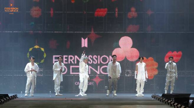 온라인 콘서트 갈무리. 빅히트뮤직 제공