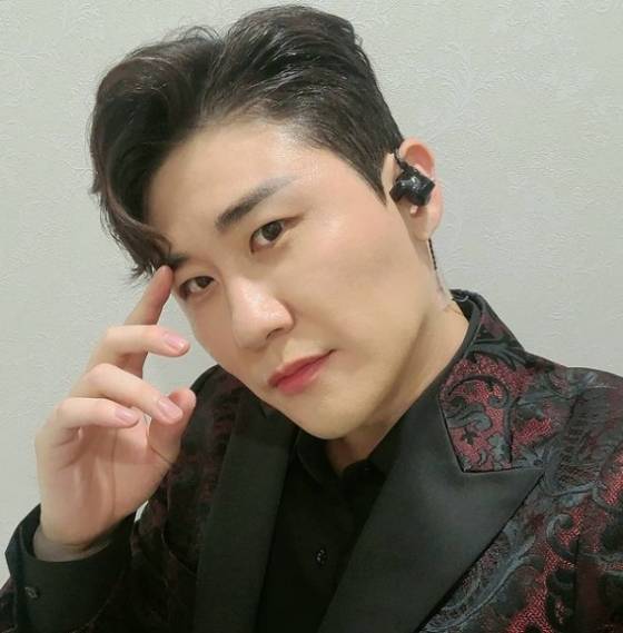 영탁, 10월 트로트 가수 브랜드 평판 톱3