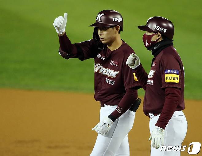 키움 히어로즈의 이정후. 2021.10.21/뉴스1 © News1 김진환 기자