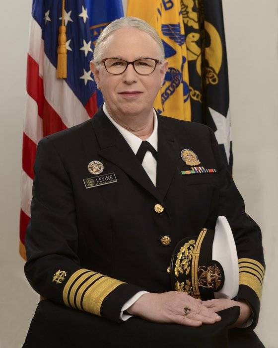 레이철 러빈(63) 미 공중보건서비스단(PHSCC) 단장. 그는 2011년 남성에서 여성으로 성전환 수술을 했다. [EPA=연합뉴스]