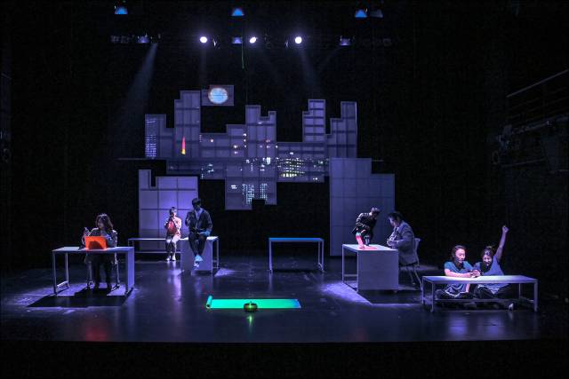 서울시극단의 연극 ‘일의 기쁨과 슬픔’/사진=세종문화회관