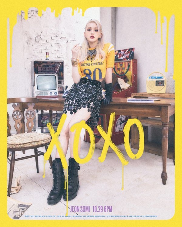 The Black Ravel, a subsidiary company, released the third concept poster of the first full-length album XOXO through the official SNS channel at 7 pm on the 24th.The concept poster contains a picture of Jeon So-mi wearing a yellow top and a unique pattern skirt.In particular, Jeon So-mi had a hair styling and charismatic eyes tied up with her hair to one side.The unique chicness overwhelmed the viewers at once and made them excited by the global fan.Jeon So-mi, who has Human High Teen and Human Vitamin modifiers, is trying to transform himself through this album and is receiving a hot interest.The concept of the concept of the former Sommy, which predicted a different charm as a remark for transformation, raised the expectation of this album to the fullest.Jeon So-mi, who proved her tremendous global influence by achieving unusual results as a K-pop female solo artist with Dumb DUMB released in August, will further strengthen her position as a Solo Queen by heating up the music industry in the second half of this year.Jeon So-mis first full-length album XOXO will be released on various music sites at 6 pm on the 29th.