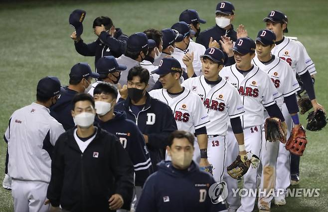 두산 승리  [연합뉴스 자료사진]