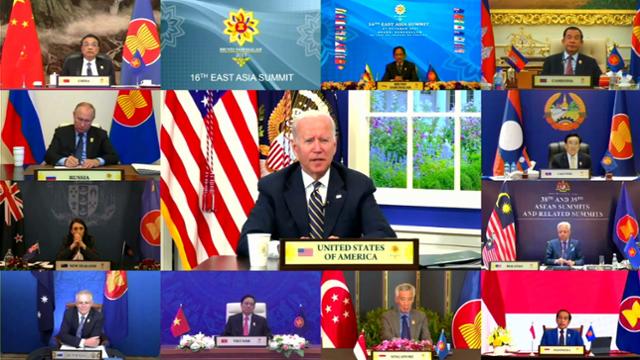 조 바이든 미국 대통령이 27일 브루나이 주최로 열린 동아시아정상회의(EAS)에 화상으로 참여해 연설하고 있다. 반다르스리브가완 EPA=연합뉴스