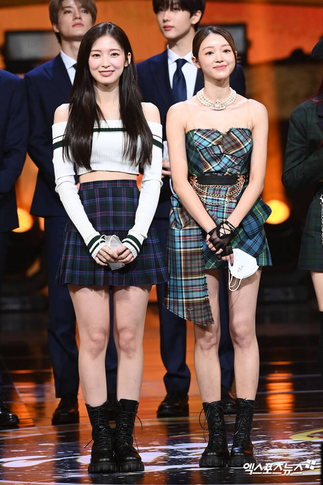 OH MY GIRL ARIN and YooA who attended the awards on the day are giving their impressions.