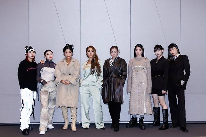 Mnet ‘스트릿 우먼 파이터’에 출연한 여덟 크루 리더들.&nbsp; &nbsp;Mnet