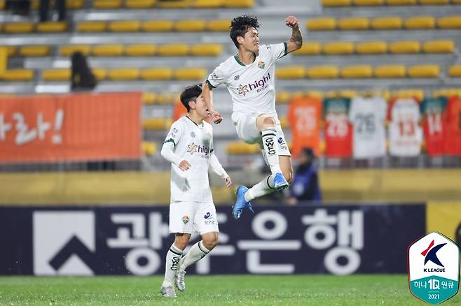 신세계의 골 세리머니 [한국프로축구연맹 제공. 재판매 및 DB 금지]