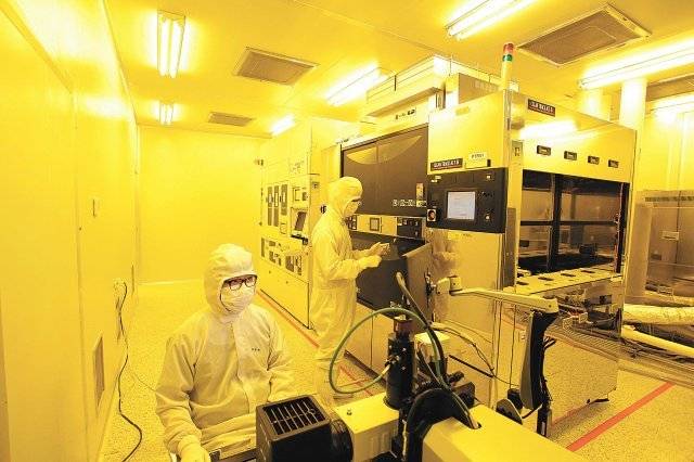 영창케미칼㈜의 스캐너 장비 사진.