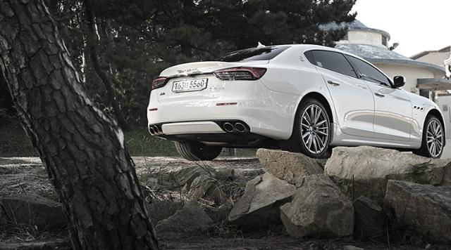 마세라티 in 부산...콰트로포르테 S Q4 그란루쏘