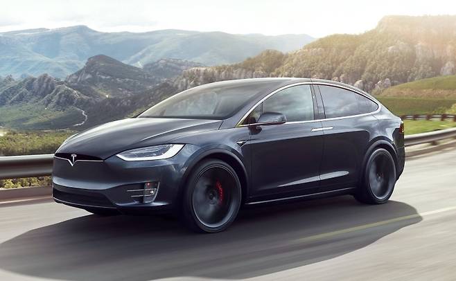 테슬라 모델 X