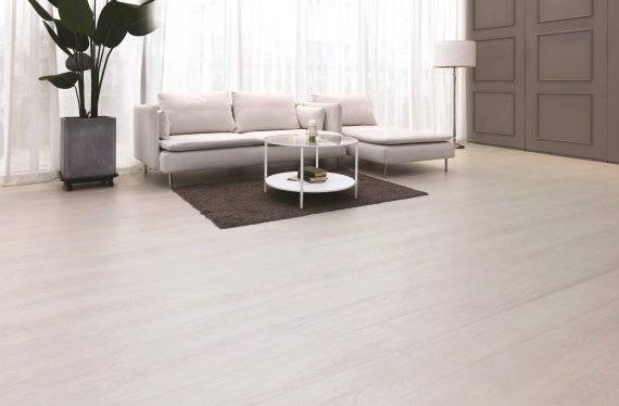 LX하우시스의 소음 저감 바닥재 '엑스컴포트'가 적용된 거실. LX하우시스 제공