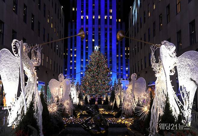 사진 : 뉴욕 관광청, 록펠러 센터 크리스마스 트리 점등식