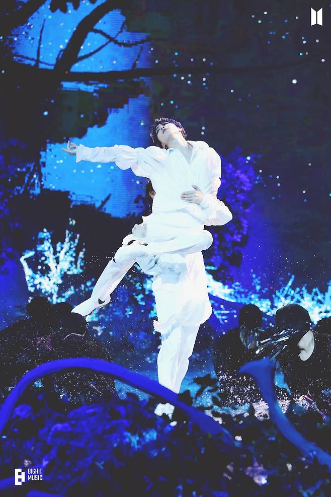 '춤의 神' 방탄소년단 지민, 춤선이 가장 예쁜 아이돌 1위